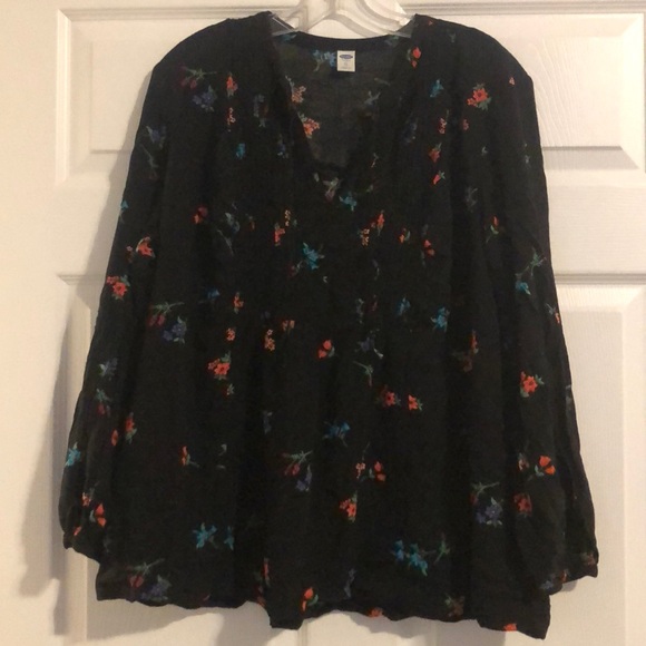 Bell sleeve blouse - Picture 1 of 3